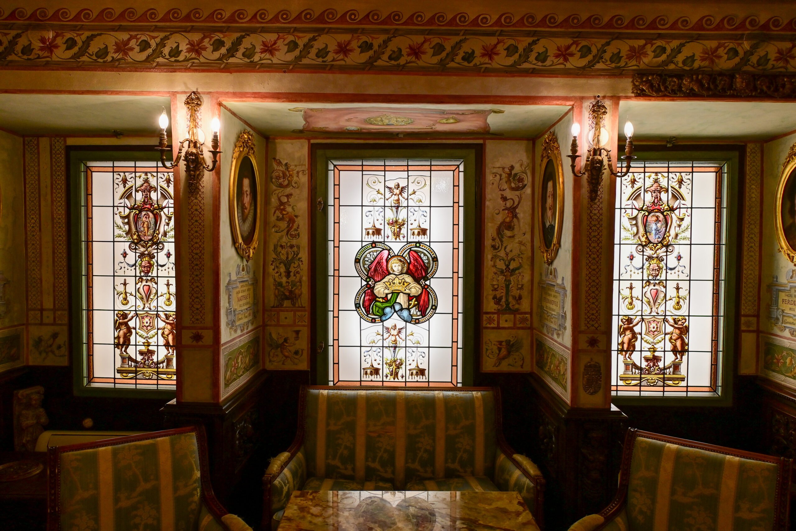 Erbový salón